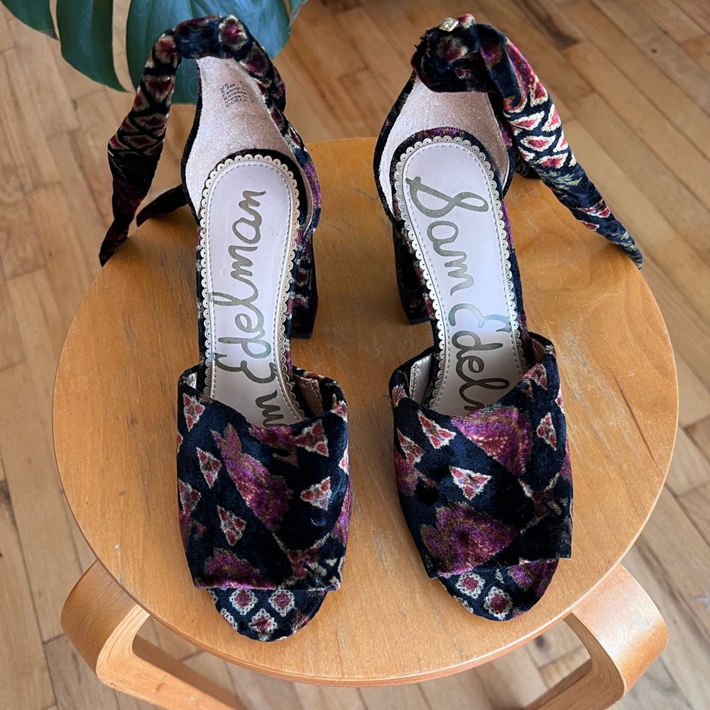 Sam Edelman ankle-tie velvet chunky heel